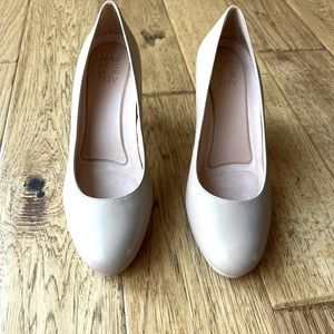 Naturalizer Michelle pumps